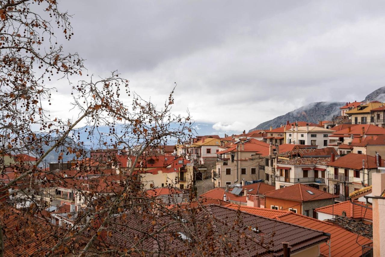 Lykovrisi Apartment *